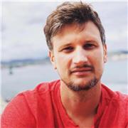 Profesor nativo (británico) con 15 años de experiencia. Autonomo con residencia permanente y permiso de trabajo